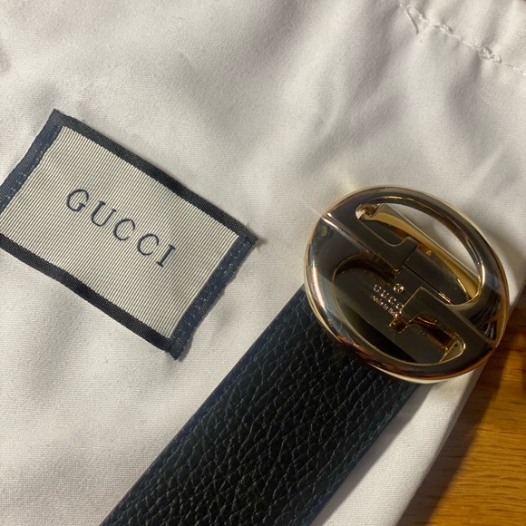 Reversible Gucci belt - Picture 2 of 5